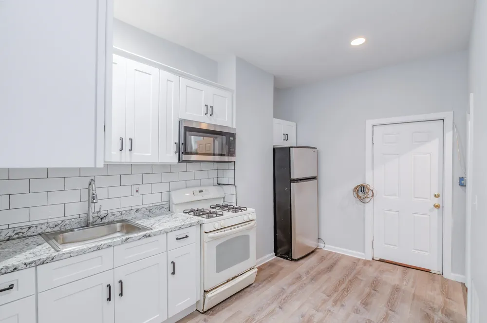 107 GRANT AVE Jersey City, NJ 07305
