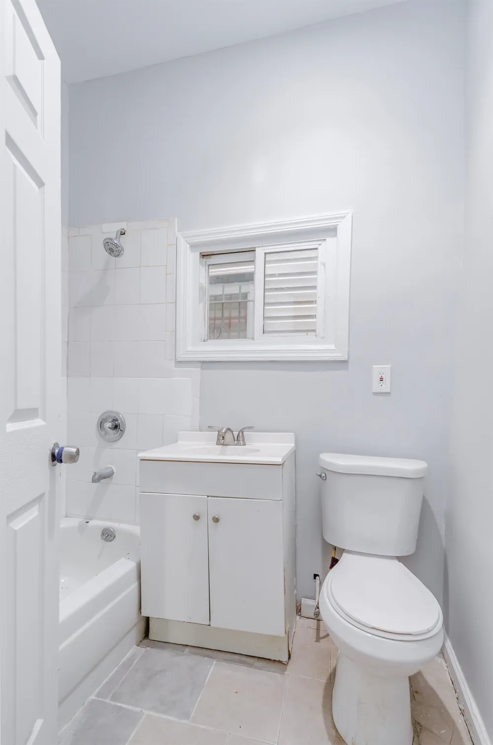 107 GRANT AVE Jersey City, NJ 07305
