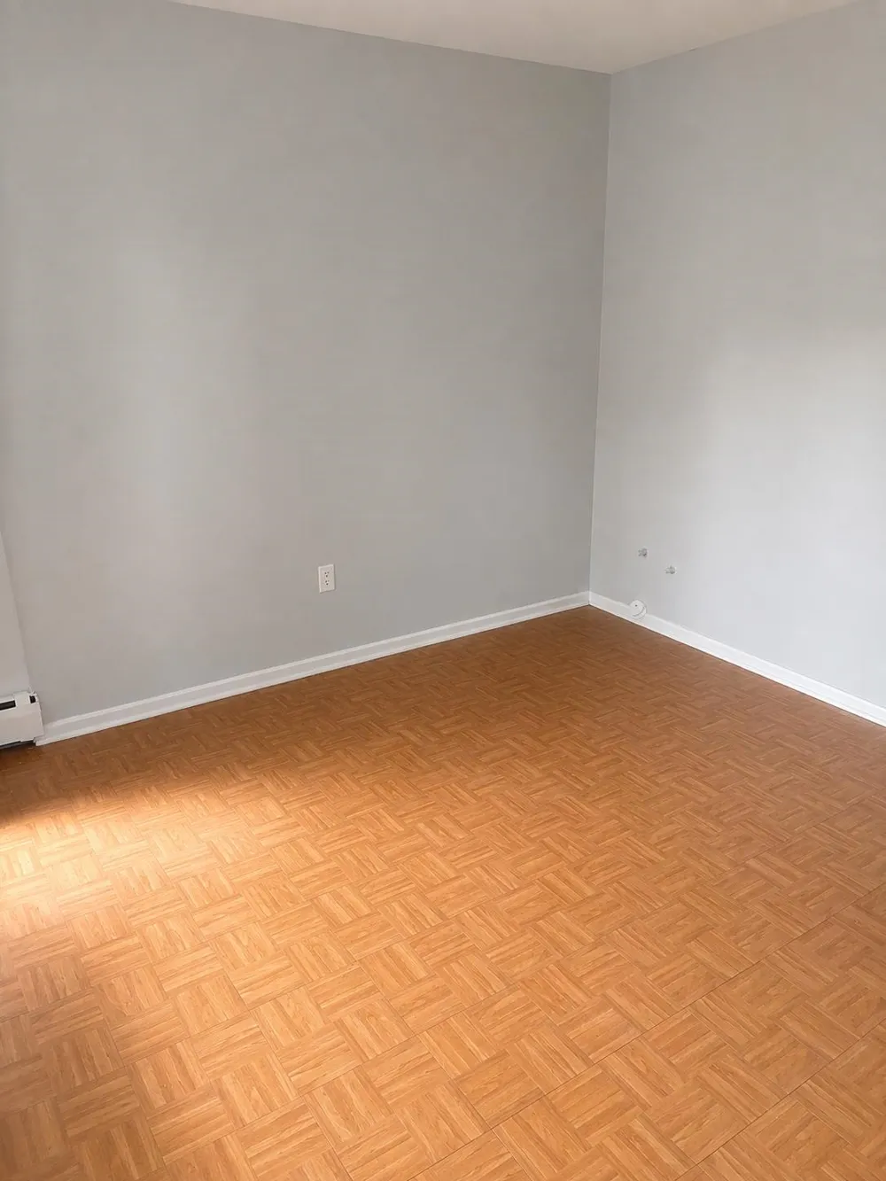 792 BROADWAY Bayonne, NJ 07002