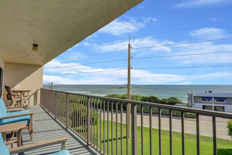 1055 Ocean Drive #403