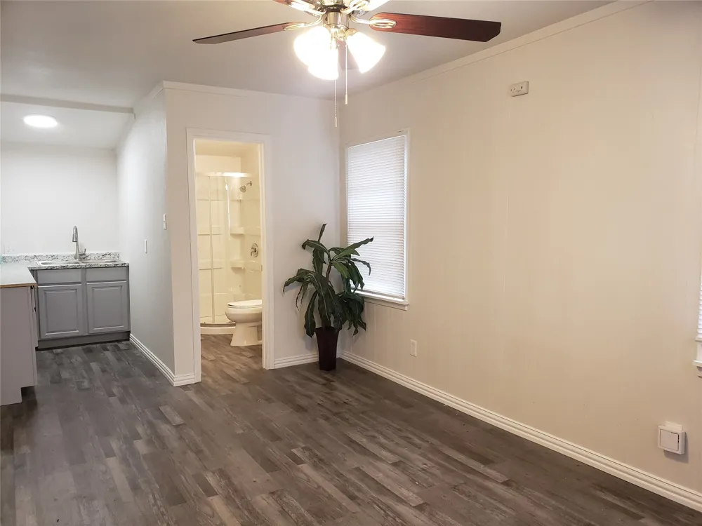 4256 Standish Road #B Fort Worth, TX 76133
