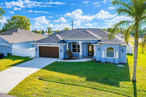 1999 SW Gourmet Street SW