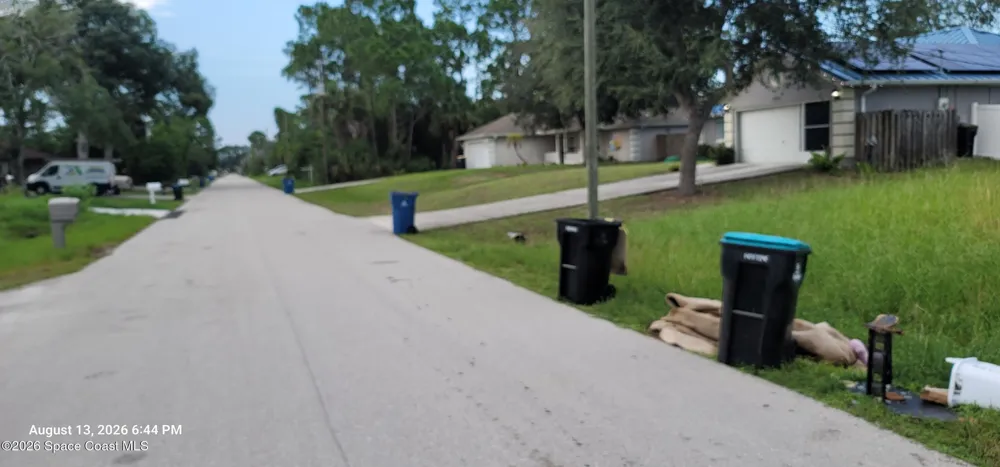 1101 Hammacher Avenue SW Palm Bay, FL 32908