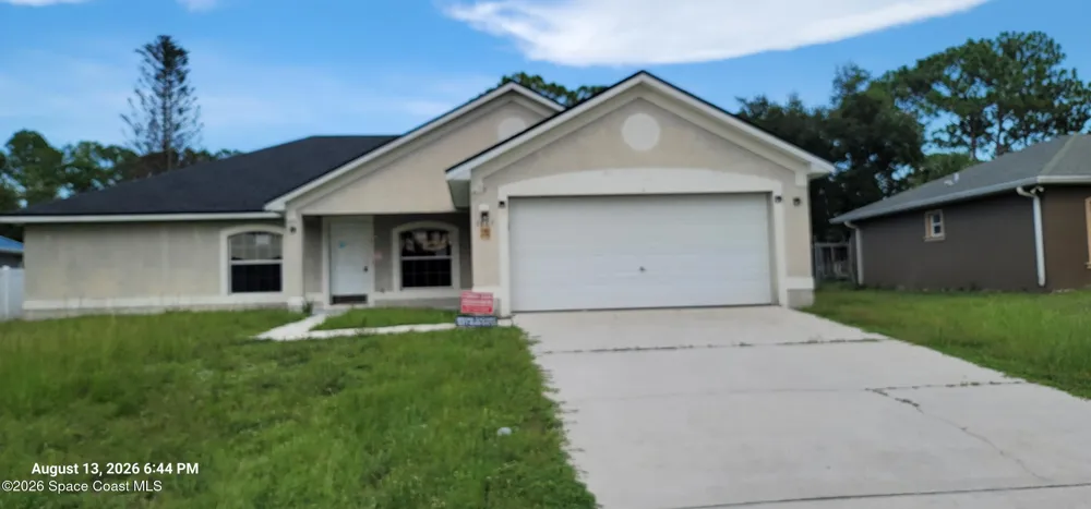 1101 Hammacher Avenue SW Palm Bay, FL 32908