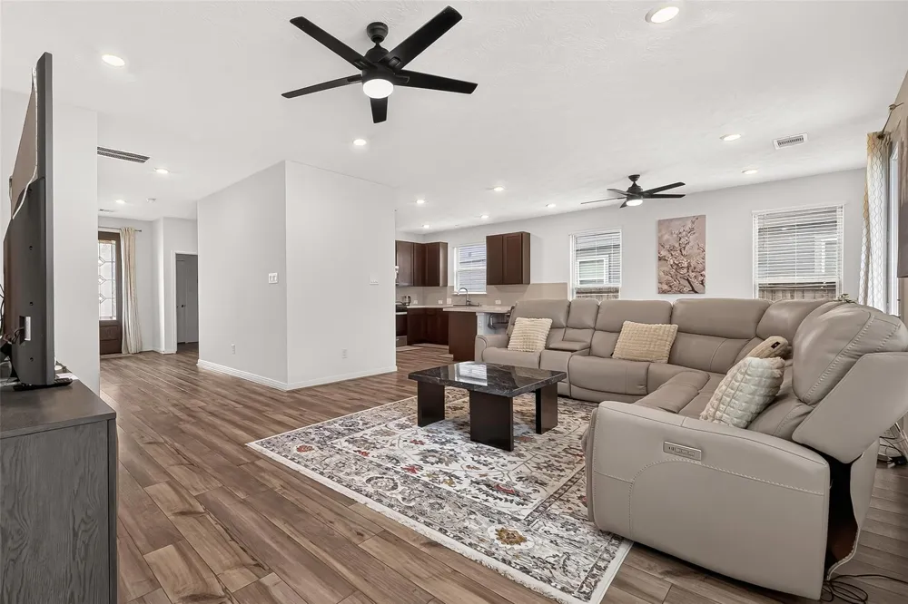 27571 Bello Bend Lane Magnolia, TX 77354
