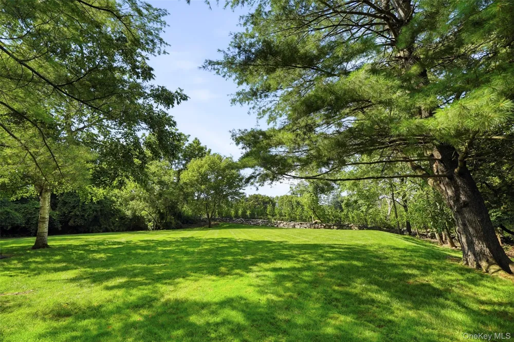 6 Harrows Lane Purchase, NY 10577