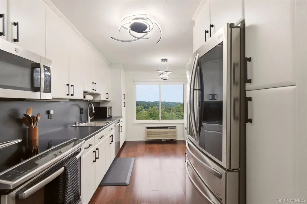 100 High Point Drive #710 Hartsdale, NY 10530