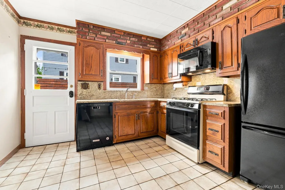 263 Willis Avenue Hawthorne, NY 10532