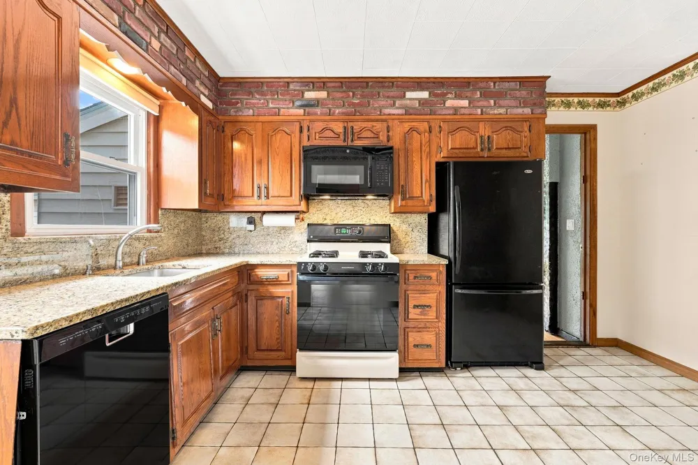 263 Willis Avenue Hawthorne, NY 10532