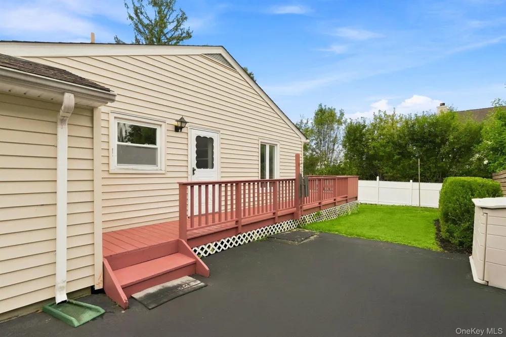 263 Willis Avenue Hawthorne, NY 10532