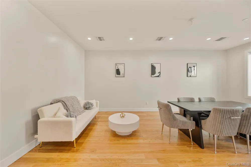17 Lazer Court #201 Spring Valley, NY 10977