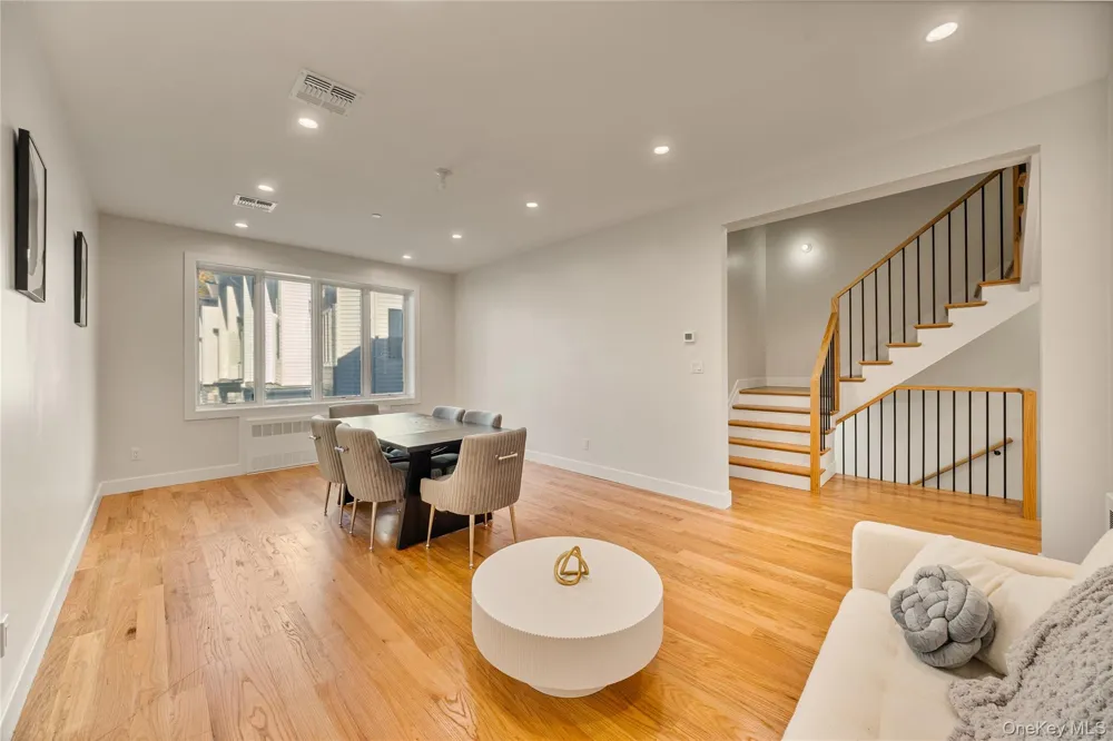 17 Lazer Court #201 Spring Valley, NY 10977