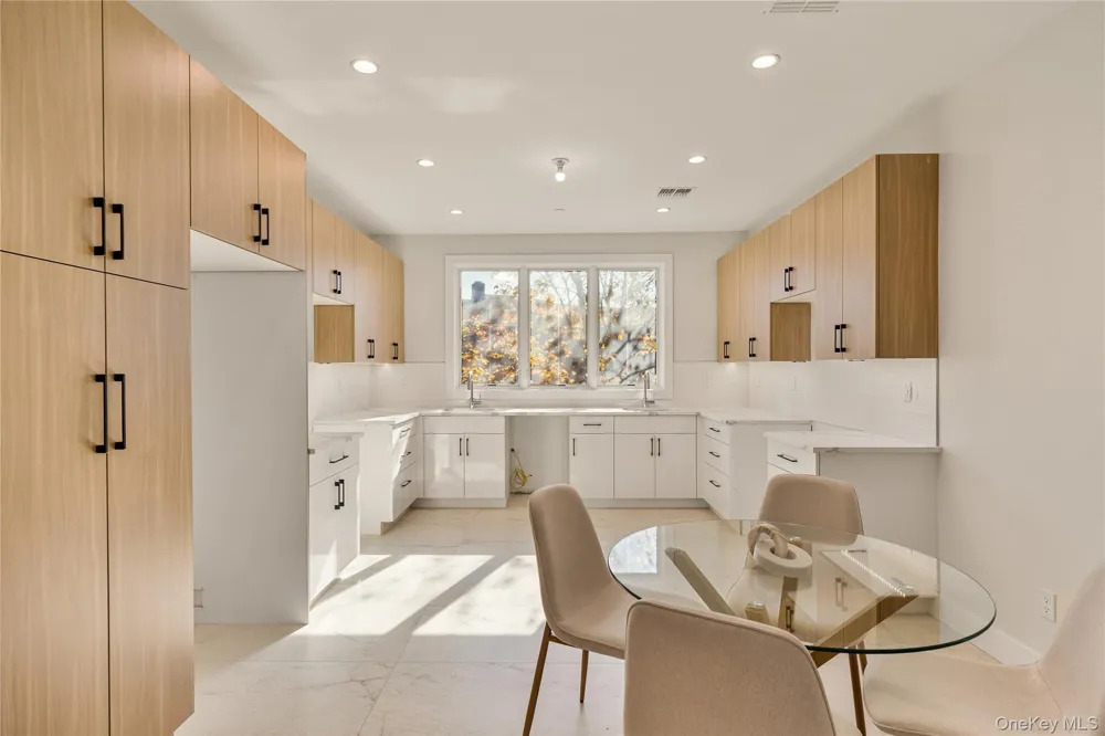 17 Lazer Court #201 Spring Valley, NY 10977