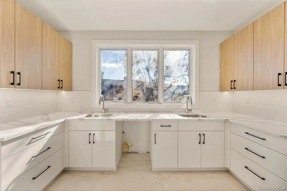 17 Lazer Court #201 Spring Valley, NY 10977