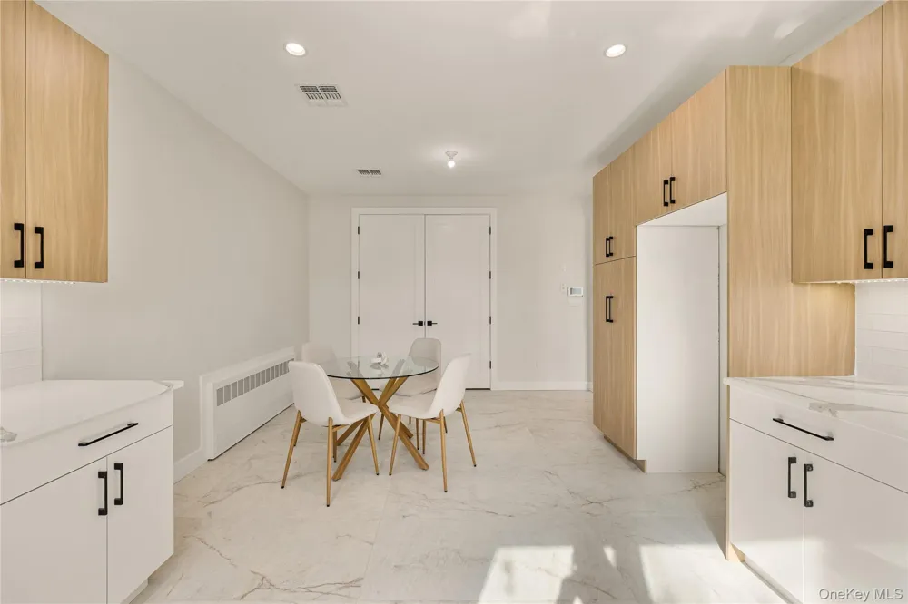 17 Lazer Court #201 Spring Valley, NY 10977