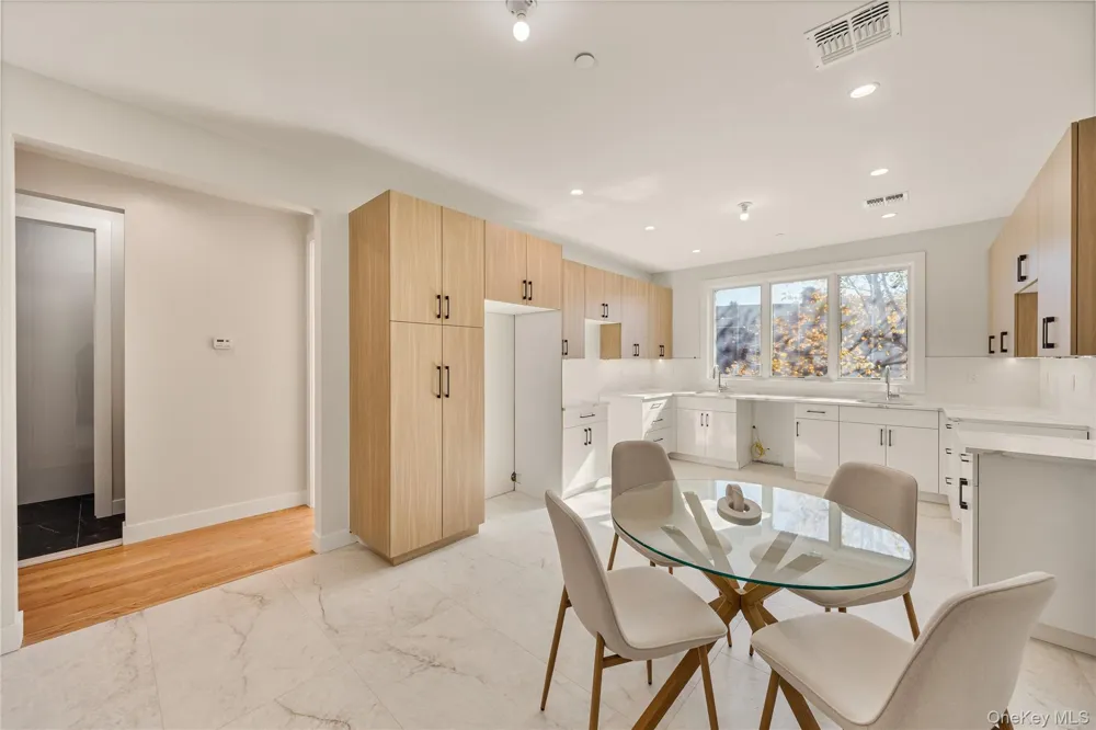 17 Lazer Court #201 Spring Valley, NY 10977
