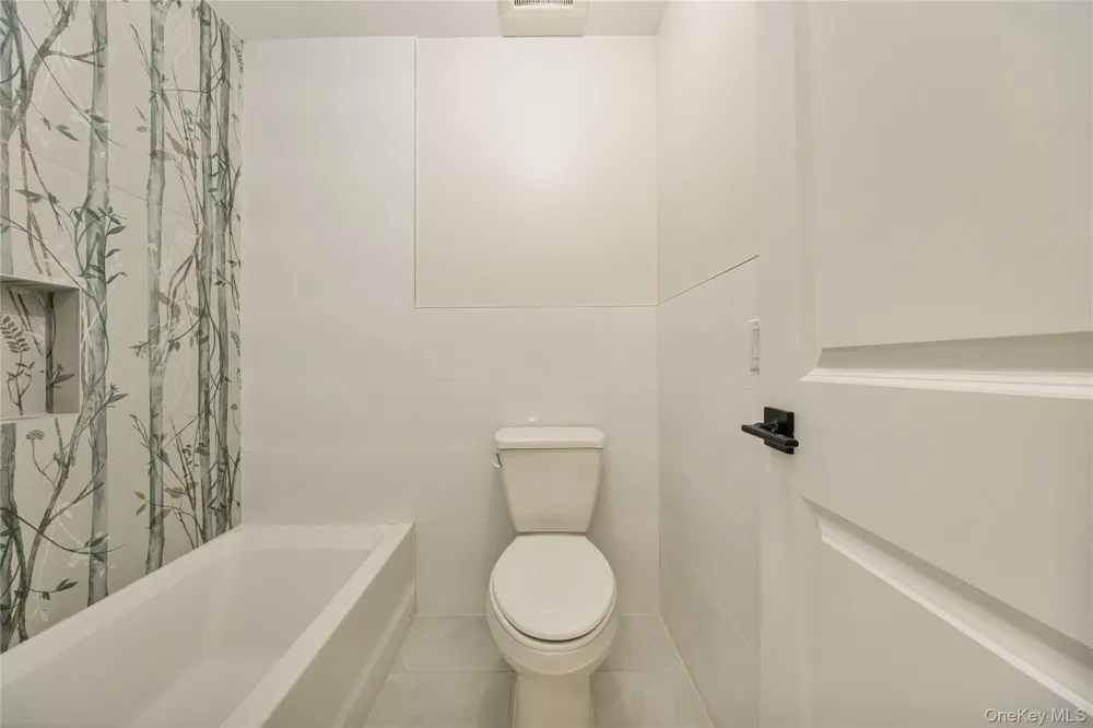 17 Lazer Court #201 Spring Valley, NY 10977