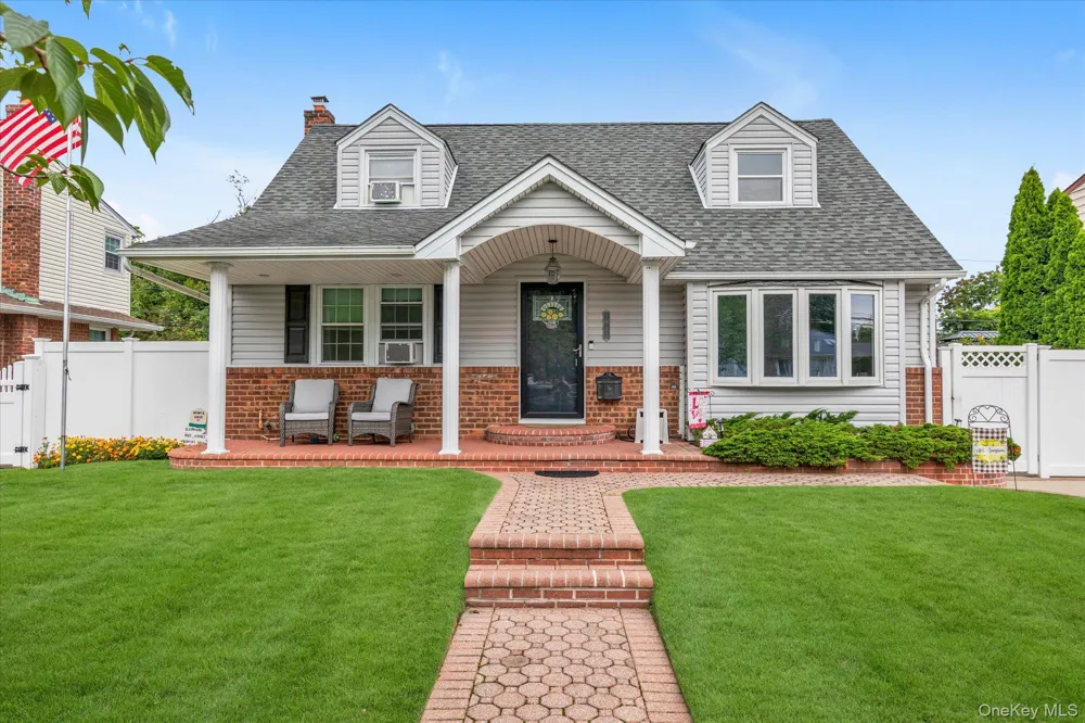3917 Miller Place Levittown, NY 11756