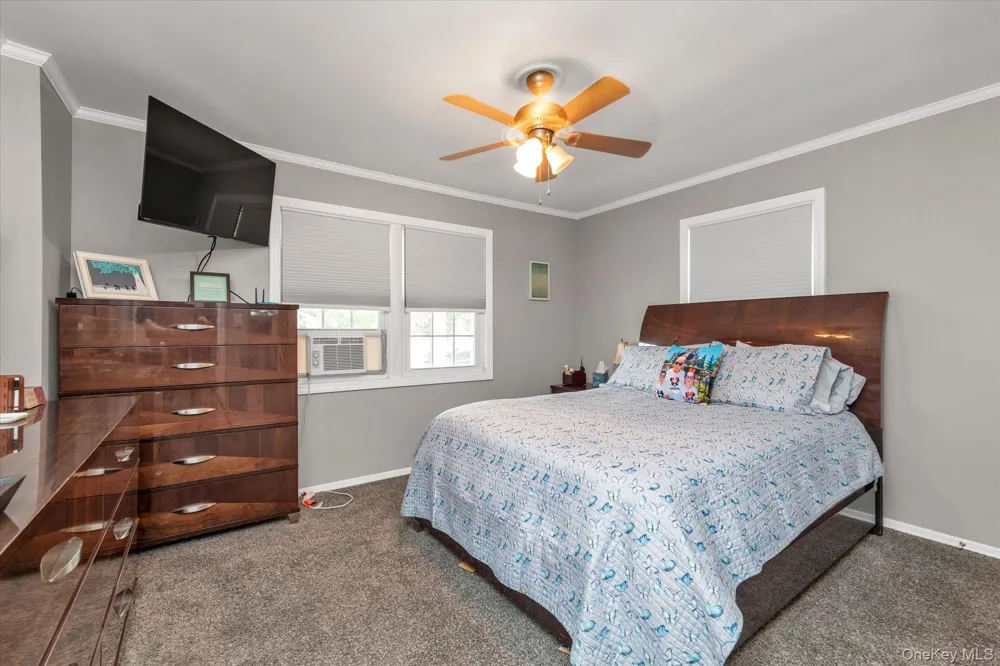 3917 Miller Place Levittown, NY 11756