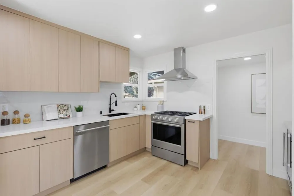 6227 Gibson Court Pleasanton, CA 94588