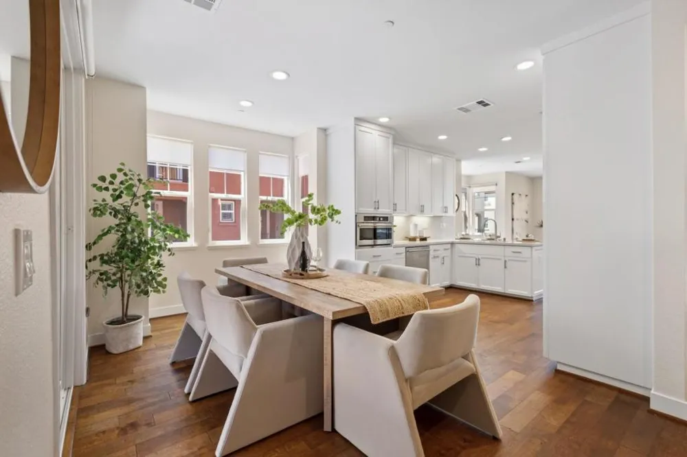 2876 Catalino Street San Mateo, CA 94403