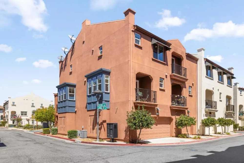 2876 Catalino Street San Mateo, CA 94403
