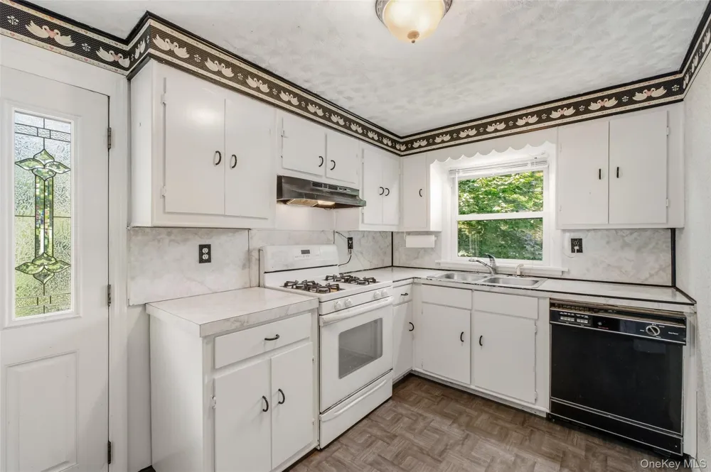 35 Willow Road Beacon, NY 12508