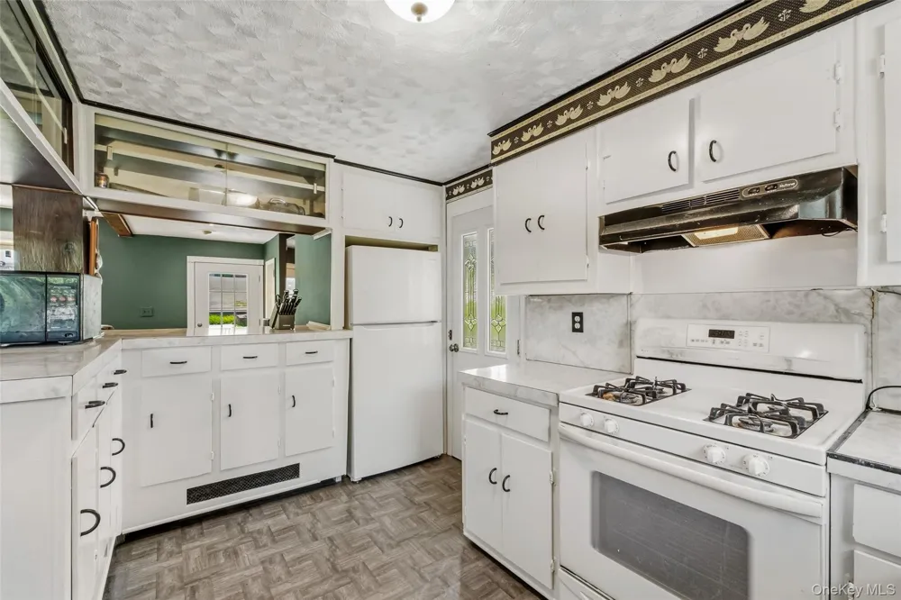 35 Willow Road Beacon, NY 12508