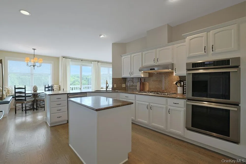 29 Country Club Lane Pleasantville, NY 10570
