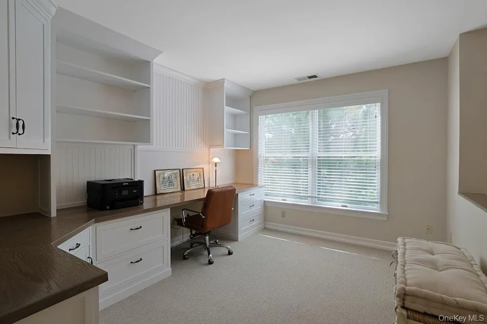 29 Country Club Lane Pleasantville, NY 10570