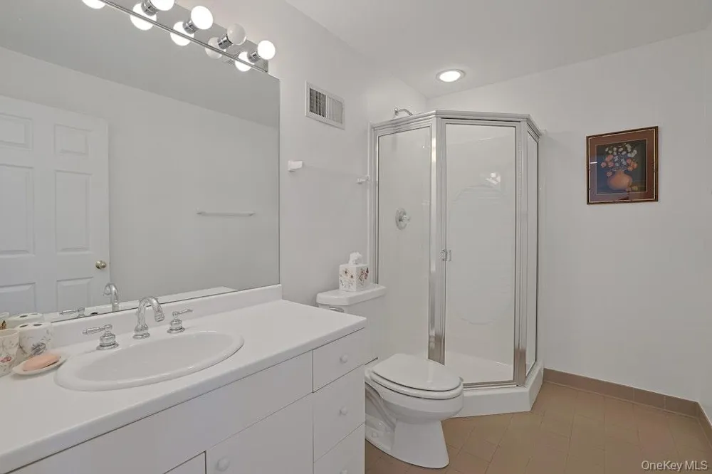 29 Country Club Lane Pleasantville, NY 10570