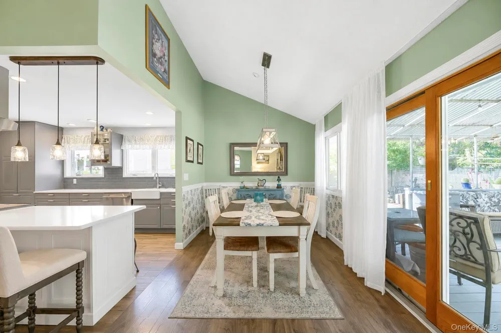 876 Greenbelt Parkway W Holbrook, NY 11741