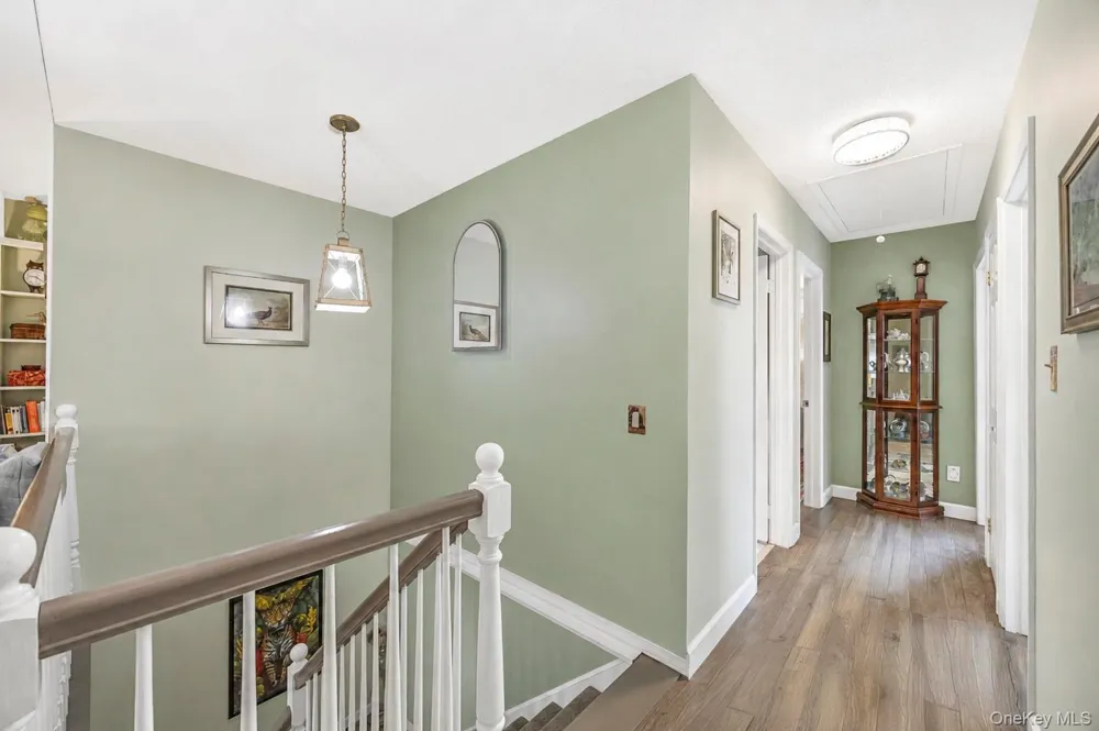 876 Greenbelt Parkway W Holbrook, NY 11741