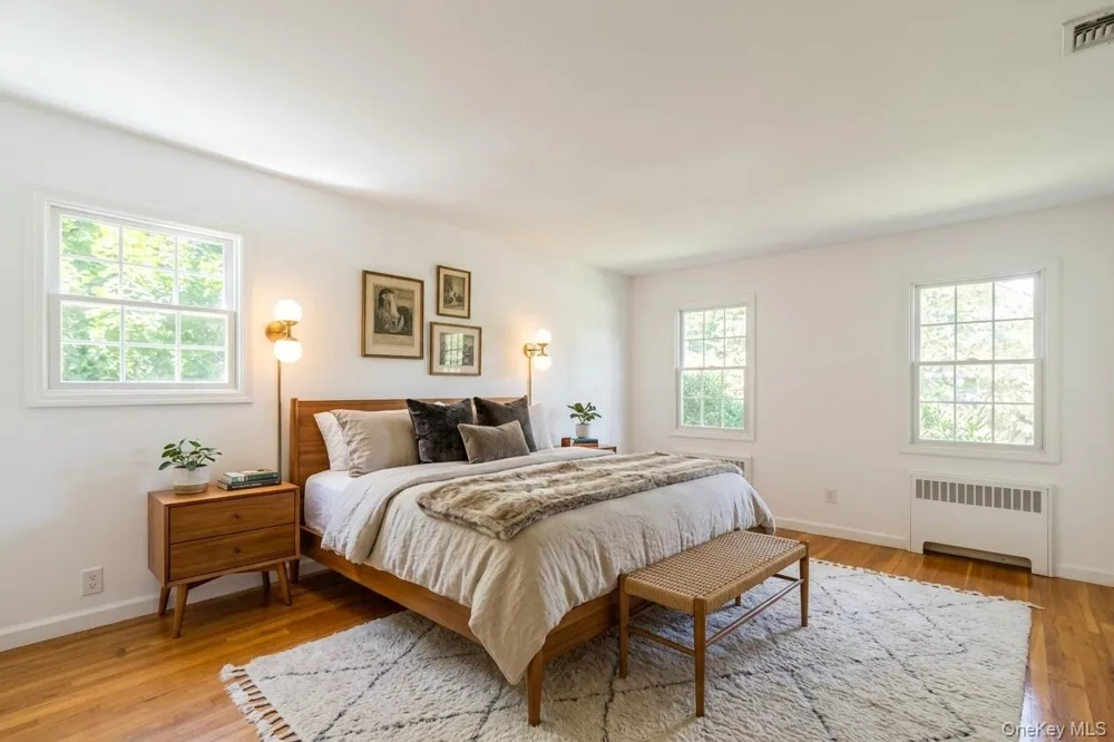 24 Old Homestead Road Port Jefferson, NY 11777