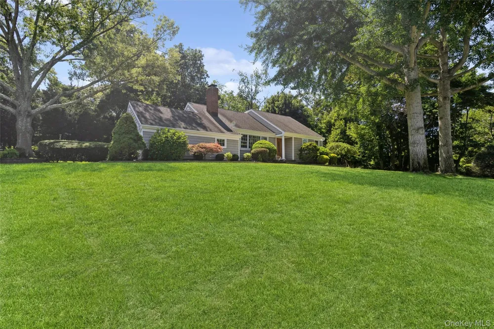 24 Old Homestead Road Port Jefferson, NY 11777