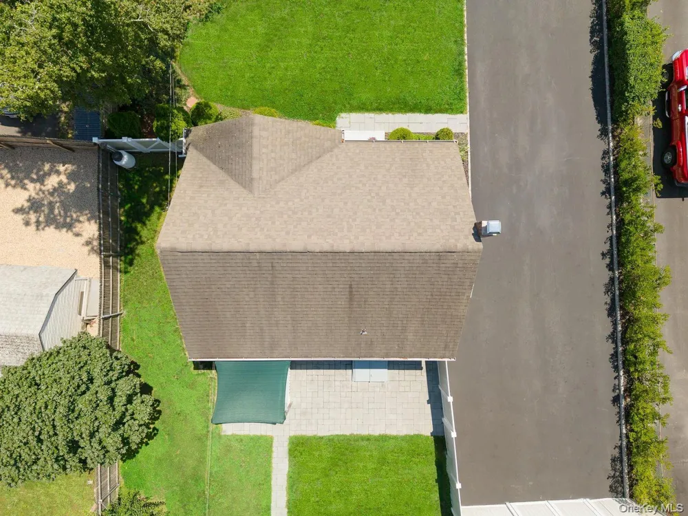 60 Hubbard Avenue Riverhead, NY 11901