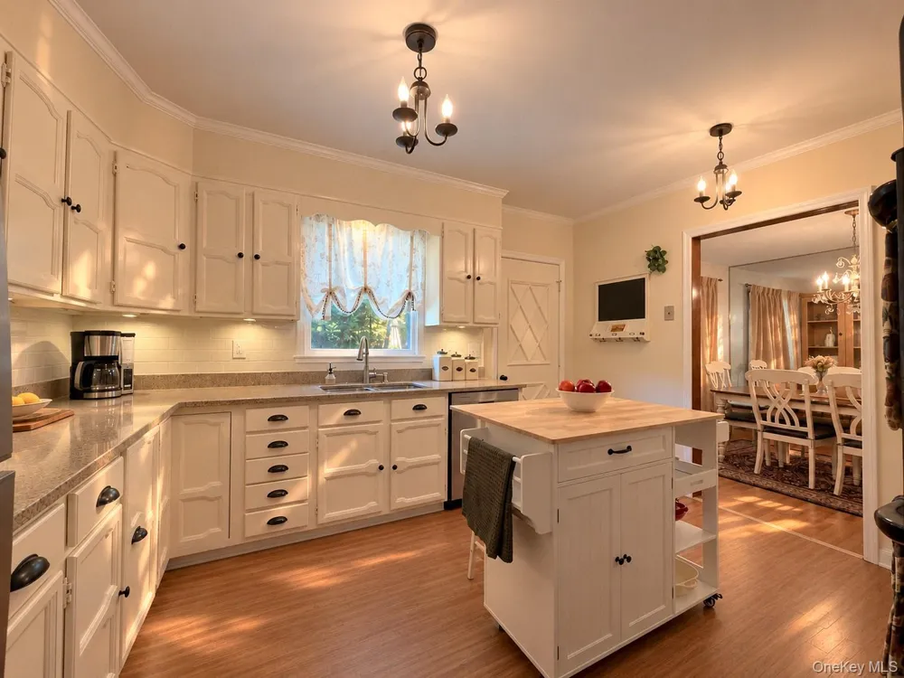 24 Lake Trail Carmel, NY 10512