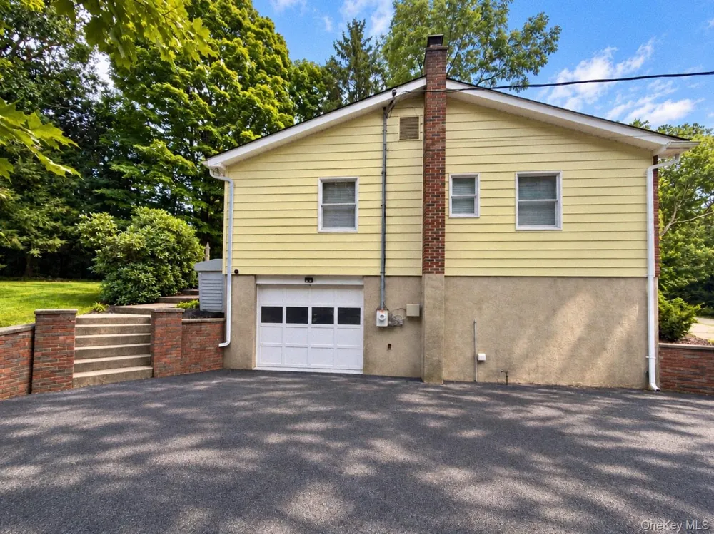 24 Lake Trail Carmel, NY 10512
