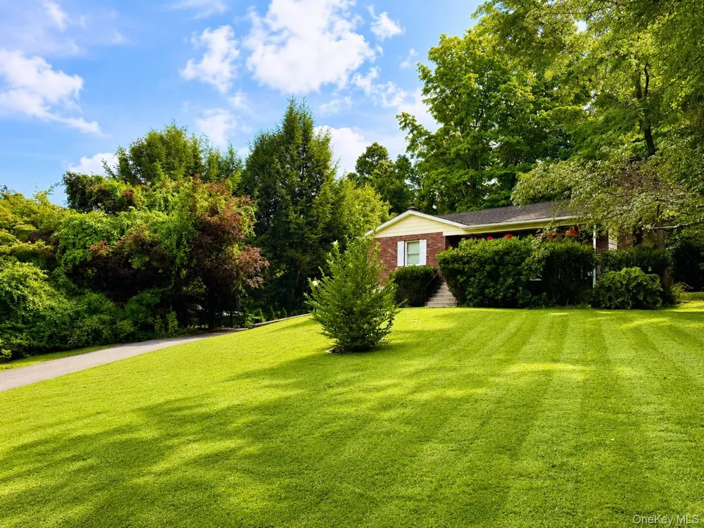 24 Lake Trail Carmel, NY 10512