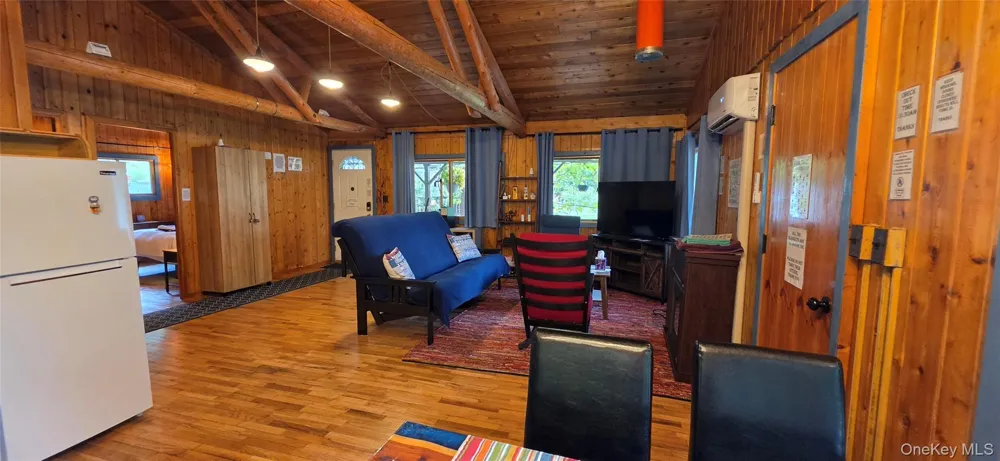 586 Lake Shore Lane Narrowsburg, NY 12764