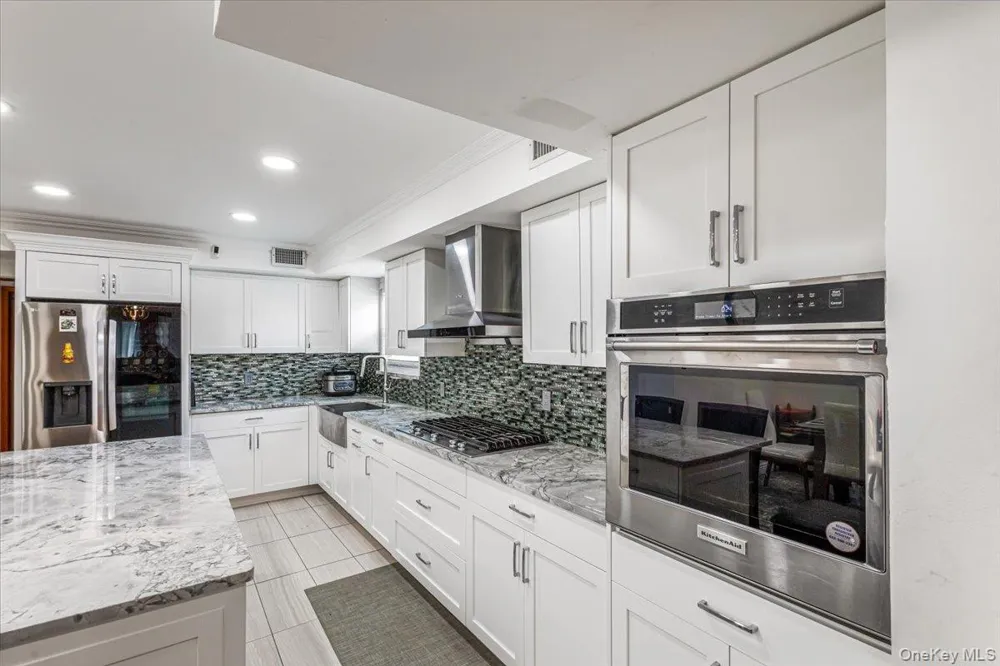 160-49 91st Street Howard Beach, NY 11414