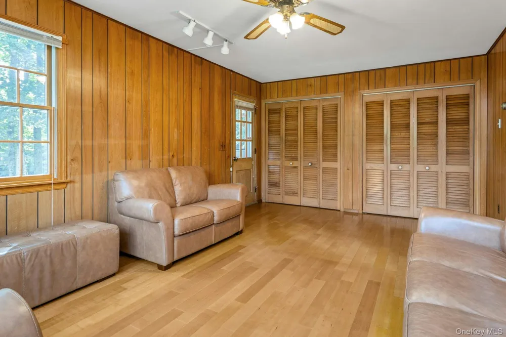5 Spruce Pond Lane Bedford, NY 10506