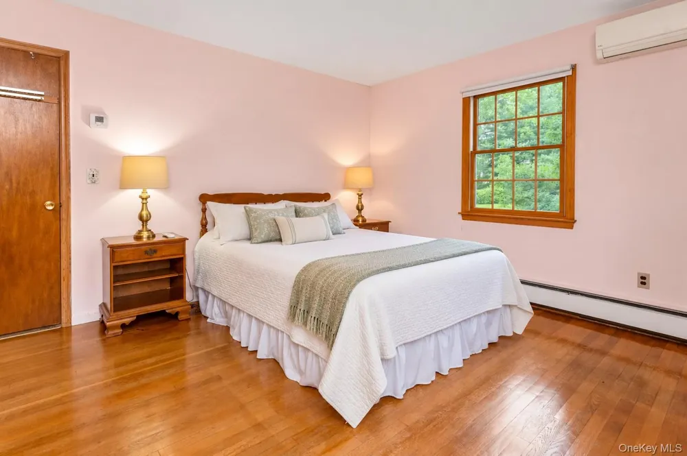 5 Spruce Pond Lane Bedford, NY 10506