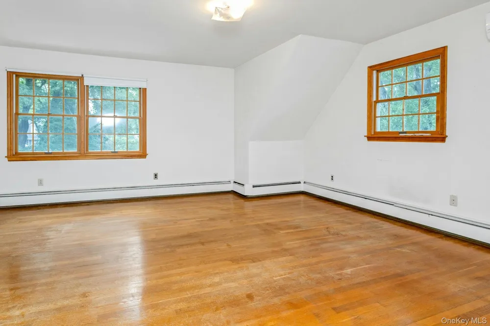 5 Spruce Pond Lane Bedford, NY 10506
