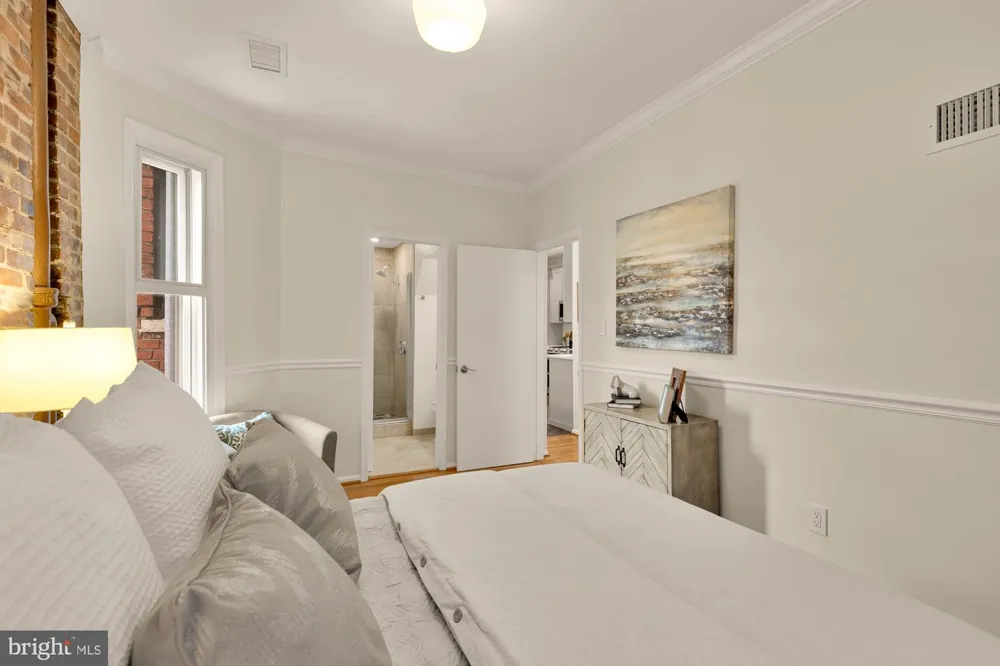1935 17TH STREET NW #5 Washington, DC 20009