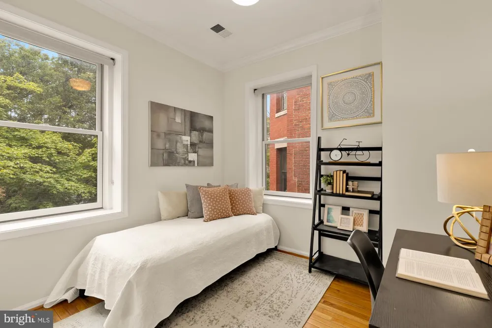 1935 17TH STREET NW #5 Washington, DC 20009
