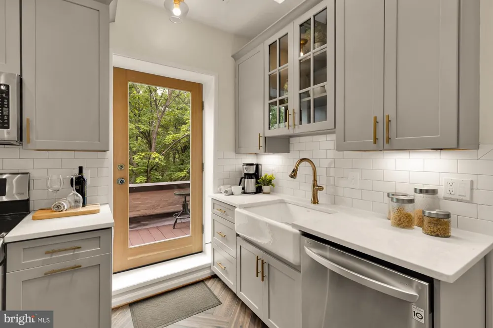 1935 17TH STREET NW #5 Washington, DC 20009