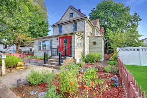 712 Parsonage Street #2
