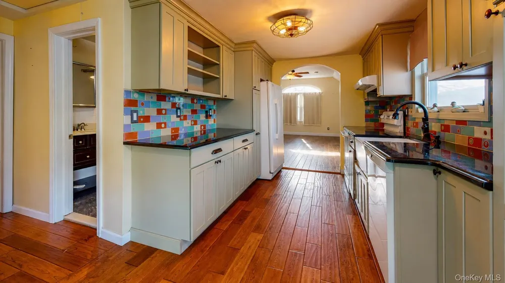 712 Parsonage Street #2 Baldwin Harbor, NY 11510