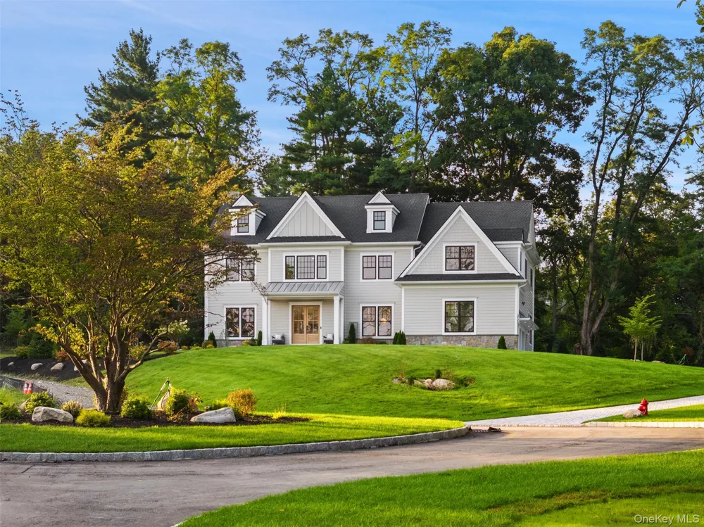 361 Long Hill Road E Briarcliff Manor, NY 10510
